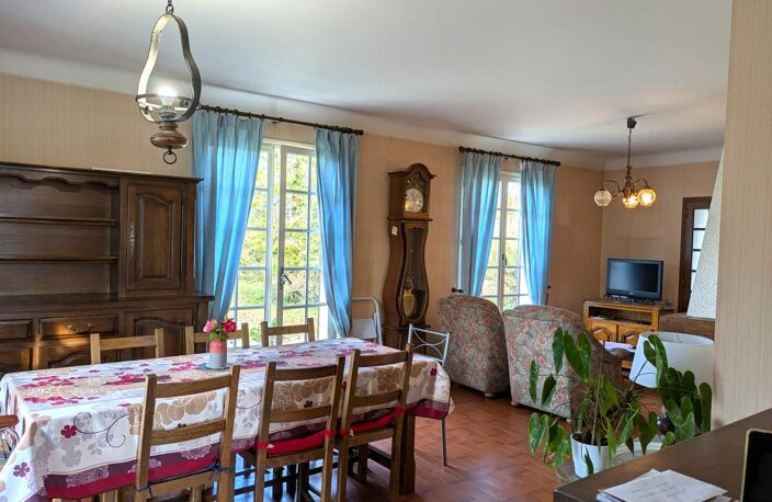 Vente maison 4 pièces 100 m² Sainte-Maure-de-Touraine (37800) — photo 2