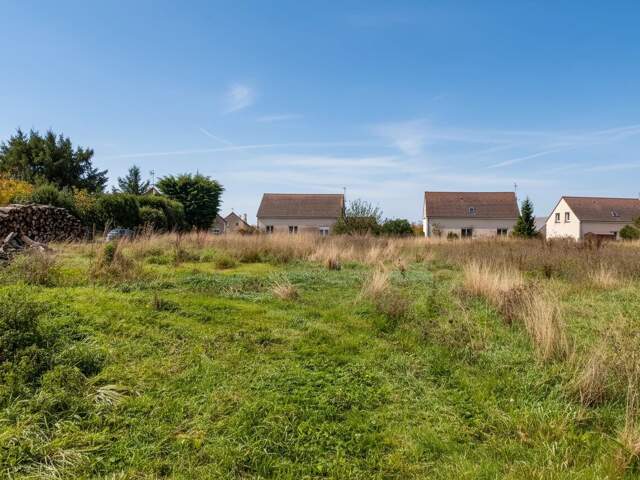 Terrain constructible proche de Chartres — photo du bien
