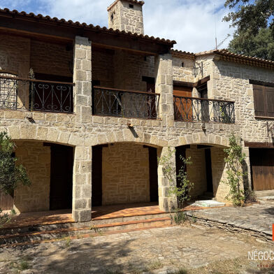 Maison 7 pièces 550000 €