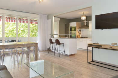 Appartement 4 pièces 1990 €