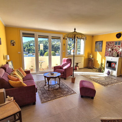 Appartement 4 pièces 165000 €