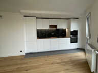 
          Appartement
          (93 à 105 m²)
          Noisy-le-Grand
          -
          93160
         — photo 2