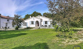 Maison 11 Pièces 220 m² à vendre à Belluire (17800)