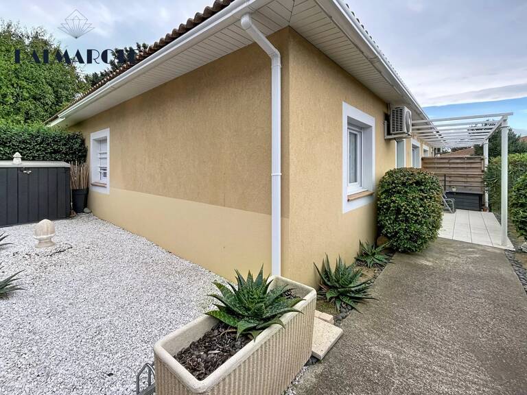 Perpignan LES AVIATEURS villa plain pied t3 jardin parking dans résidence seniors — photo 1