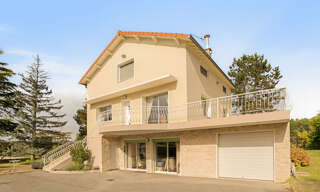 Maison 9 Pièces 215 m² à vendre à Marcilly-d'Azergues (69380)