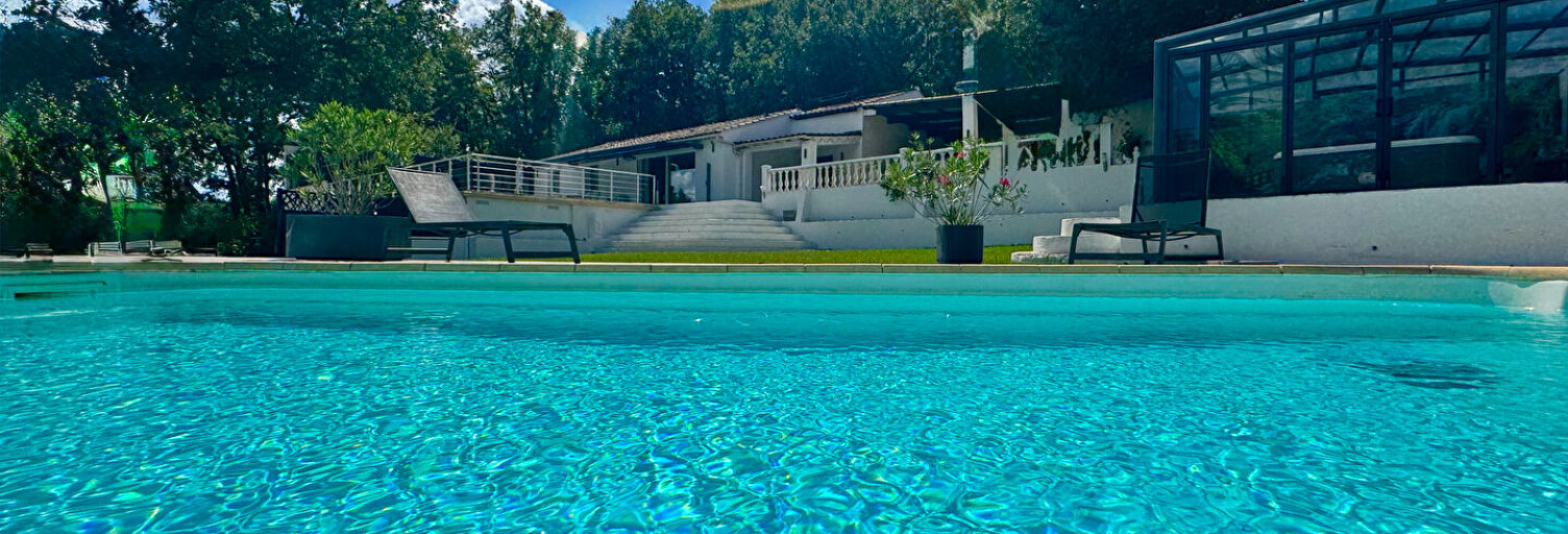 Maison 10 Pièces 296 m² à vendre à Saint-Maximin-la-Sainte-Baume (83470)