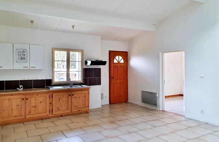 33390 - BERSON CENTRE BOURG - INVESTISSEMENT LOCATIF - 2 MAISONS MITOYENNES — photo 4
