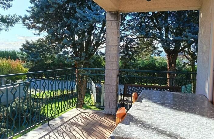 ANNEYRON  Villa spacieuse 6 CHAMBRES — photo 4
