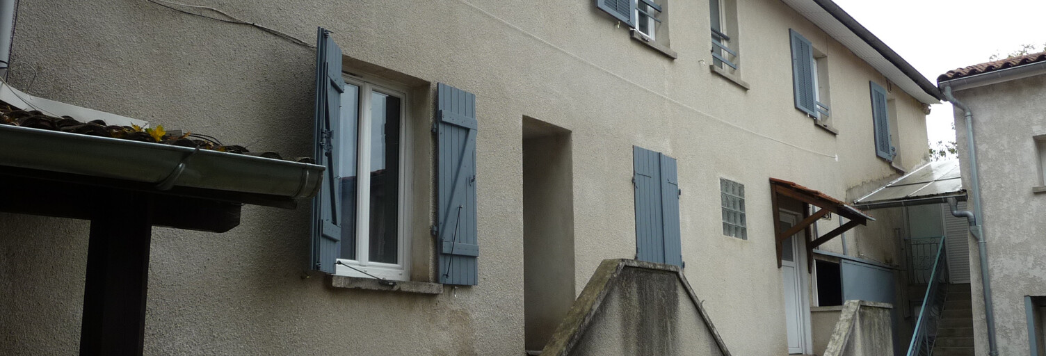 Immeuble  177 m² à vendre à Montbrison (42600)