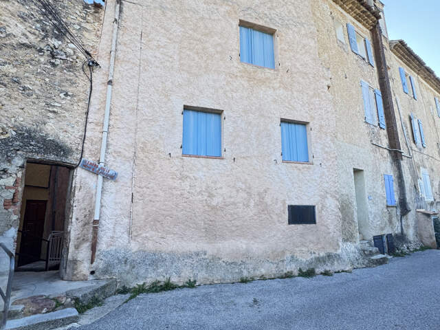 Aups: Maison de village de 114m2 — photo du bien
