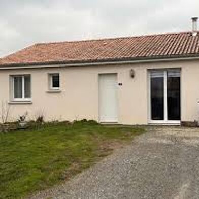 Maison 3 pièces 950 €