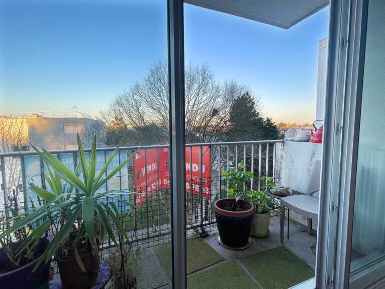 NANTES 44200- APPARTEMENT 3 PIECES-67 m² — photo 1