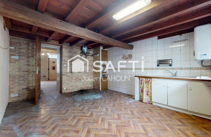 Maison en pierre à rénover  5 pièces  110 m²  Centre de Châteaubernard — photo 4