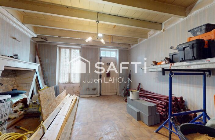 Maison en pierre à rénover  5 pièces  110 m²  Centre de Châteaubernard — photo 5