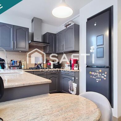 Appartement 3 pièces 254500 €