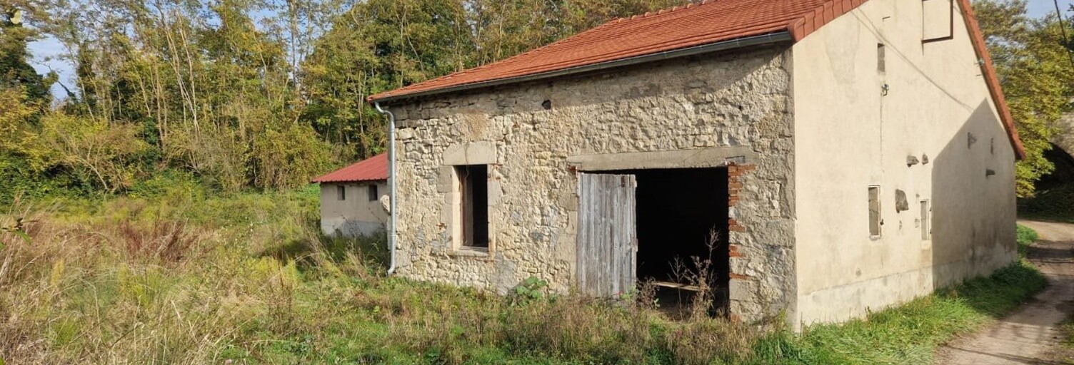 Garage   m² à vendre à Bellenaves (03330)