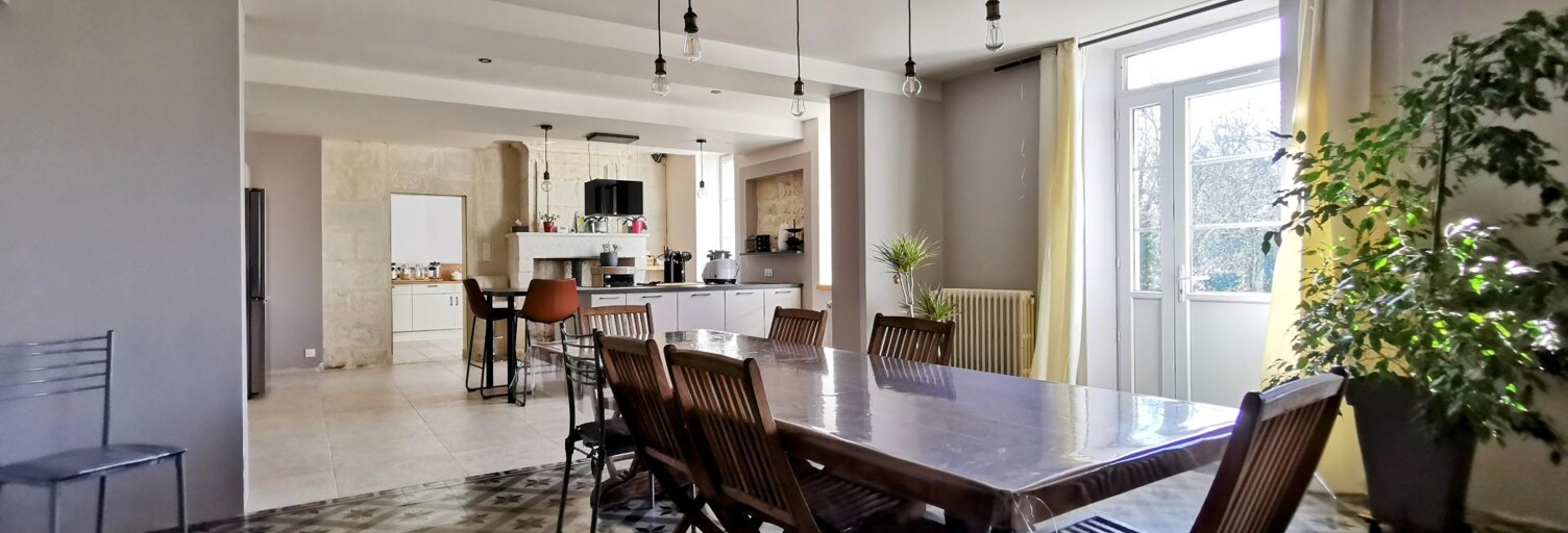 Maison 10 Pièces 325 m² à vendre à Laruscade (33620)