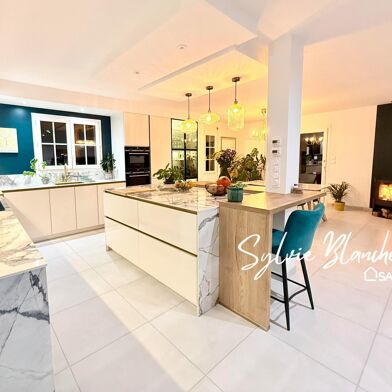 Maison 7 pièces 365000 €