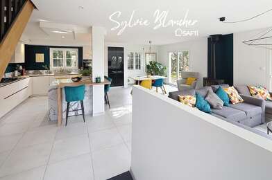 Maison 7 pièces 349700 €