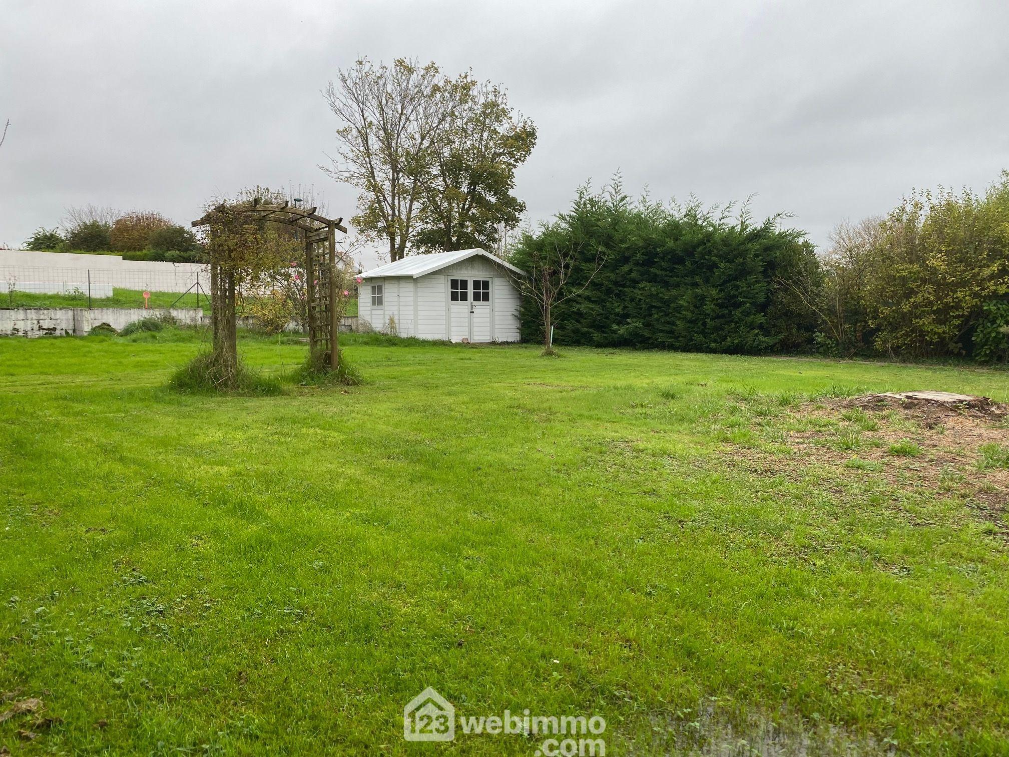 Photo Terrain constructible - 548m² - Talmont-Saint-Hilaire image 2/4