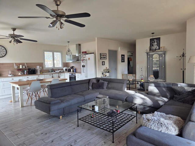 ST YZAN MAISON 3 CHAMBRES 96 m2 — photo du bien