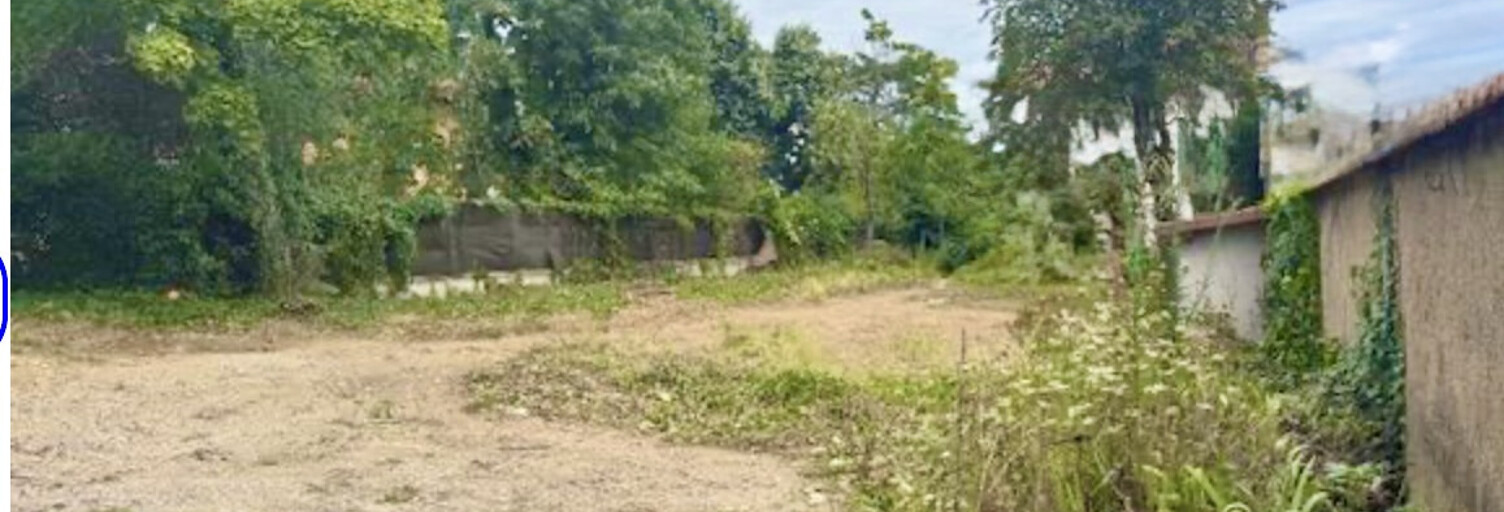 Terrain  911 m² à vendre à Champagne-au-Mont-d'Or (69410)