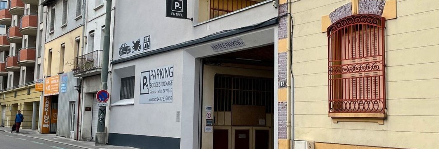 Garage  169 m² à vendre à Saint-Étienne (42100)