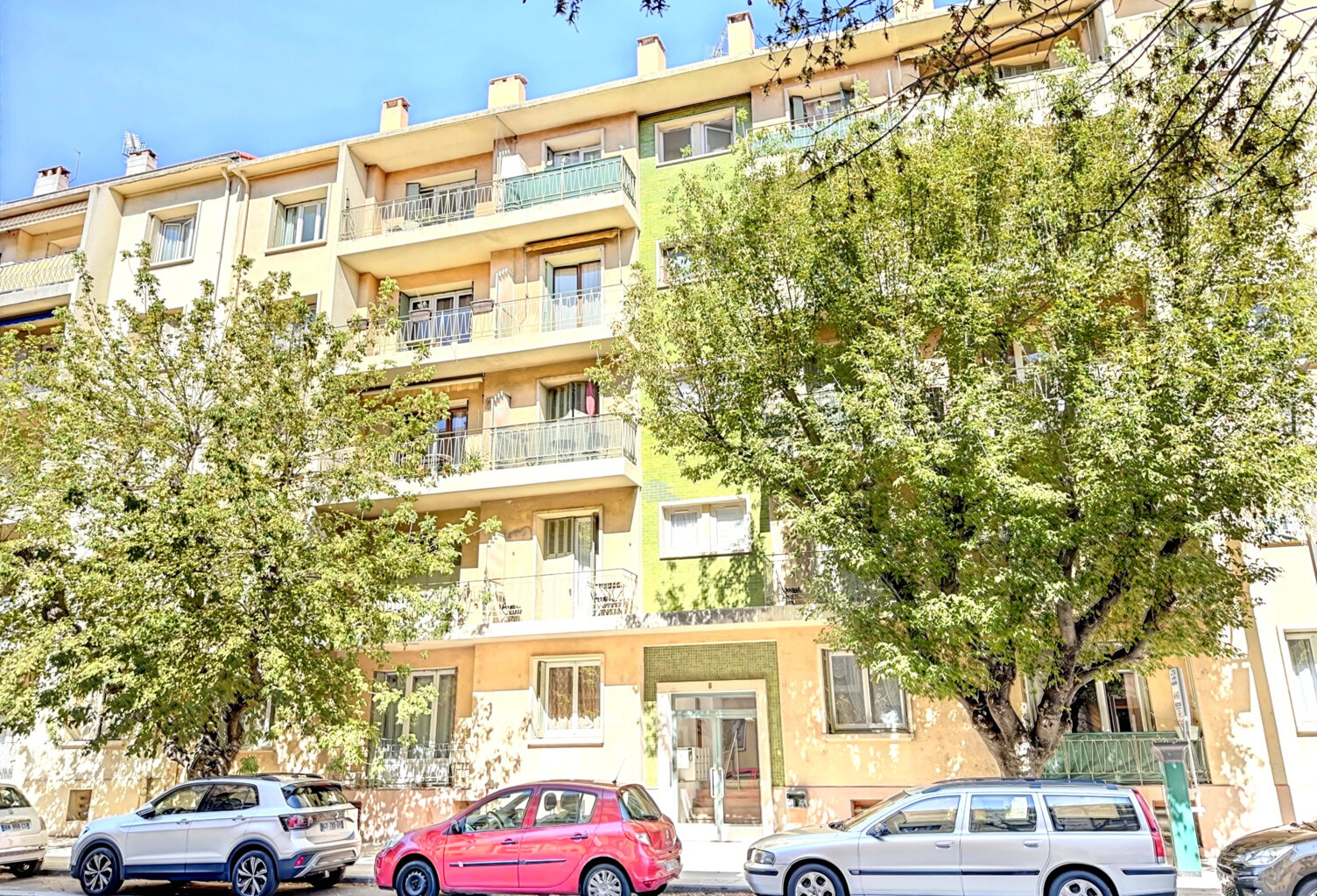 À vendre   Appartement T2 idéalement situé à Aix-en-Provence — photo 1