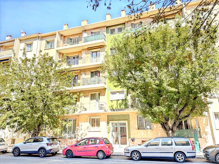 À vendre   Appartement T2 idéalement situé à Aix-en-Provence — photo 1