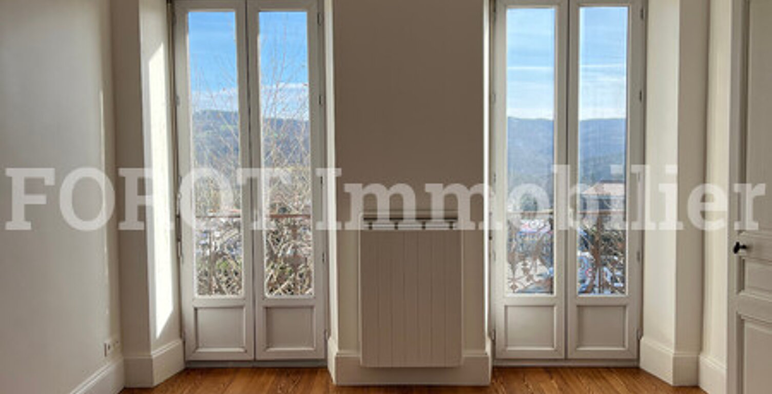 T4 — photo 1