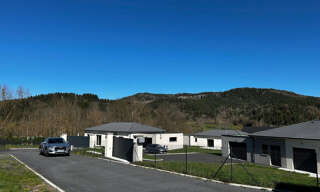 Terrain  957 m² à vendre à Saint-Pierre-Eynac (43260)