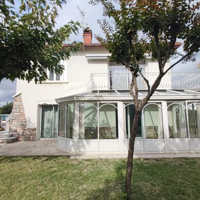 Maison 5 pièces 245000 €