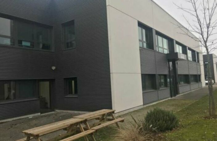 BUREAUX à LOUER — photo 2