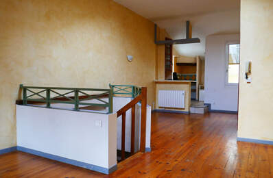 Rabastens - Appartement 3 pièces en duplex - 70 m² — photo du bien