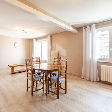 Appartement 3 pièces 278000 €