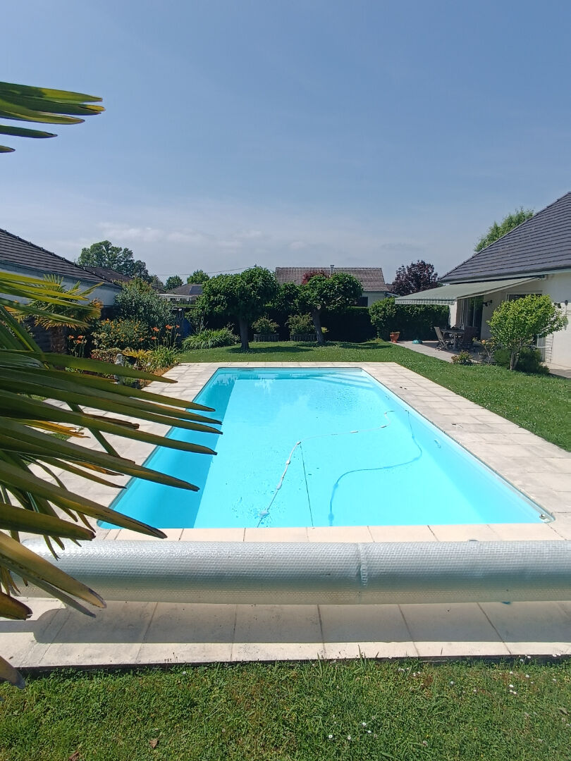 Villa / Maison  T5 à vendre Montardon 64121