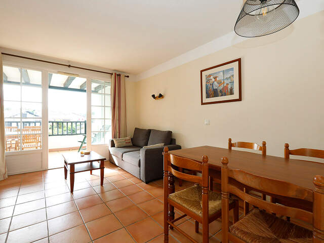 Ciboure A vendre Appartement 2 pièces et place de parking en sous-sol — photo du bien