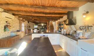 Maison 10 Pièces 217 m² à vendre à Végennes (19120)