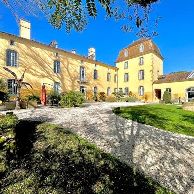 Maison 50 pièces 2260000 €