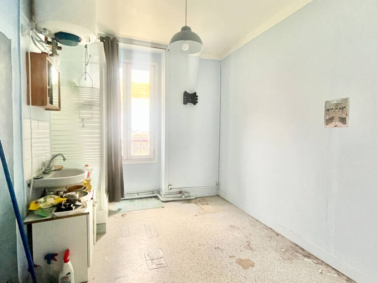 Studio 9 m² Buttes-Chaumont Paris 19 — photo 1