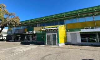 Bureau  250 m² à louer à Marignane (13700)