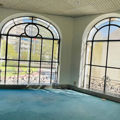 Commerce  1200000 €