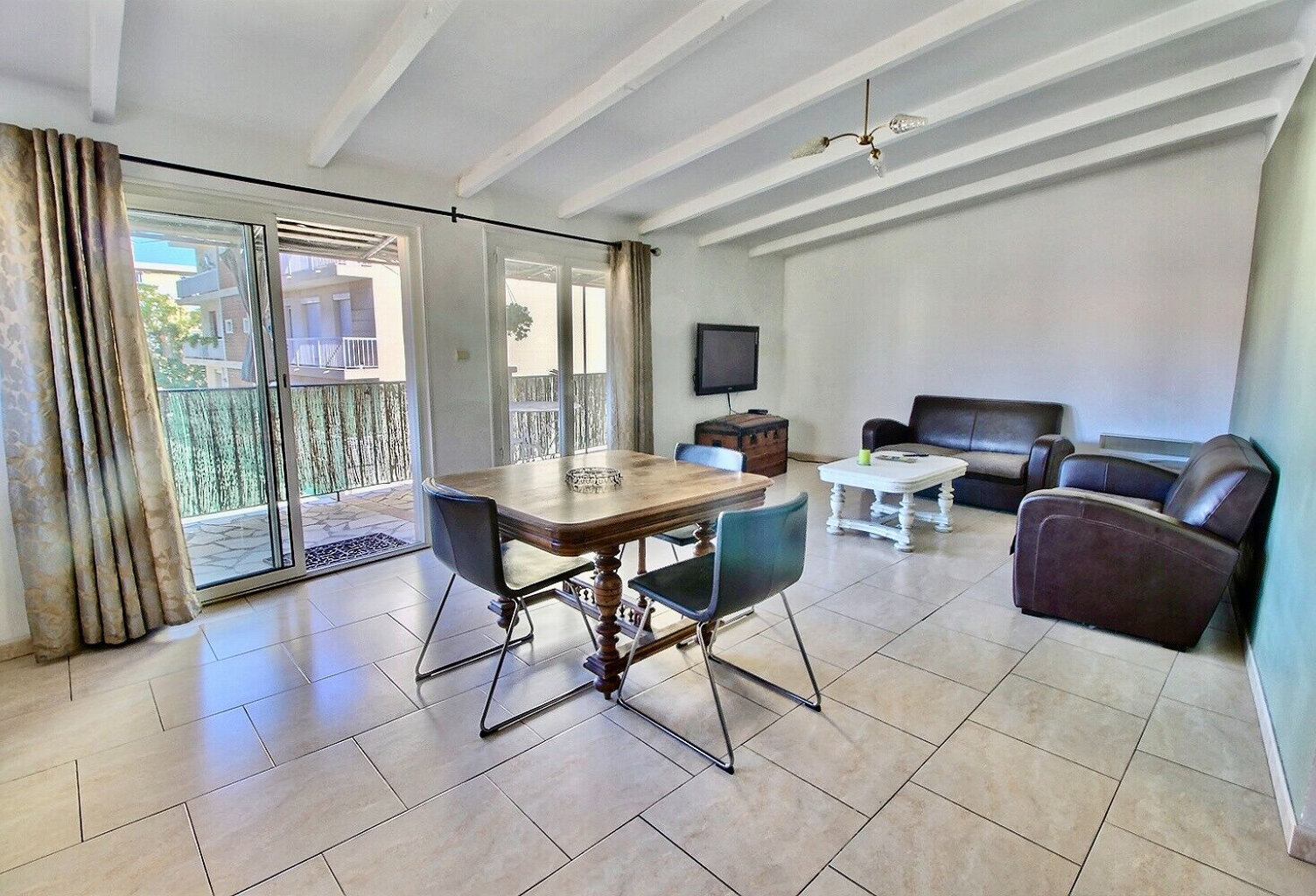 Marignane centre-Appartement 4 pièces d'une surface de 82m² avec terrasse. — photo 1