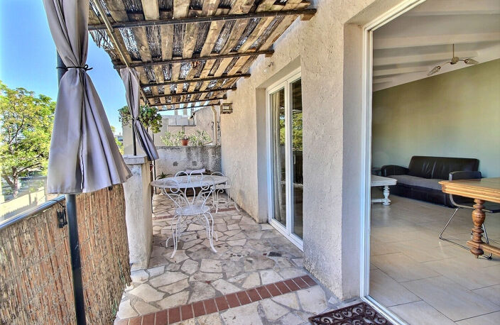 Marignane centre-Appartement 4 pièces d'une surface de 82m² avec terrasse. — photo 2