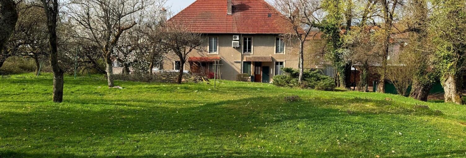 Maison 11 Pièces 251 m² à vendre à Vesoul (70000)