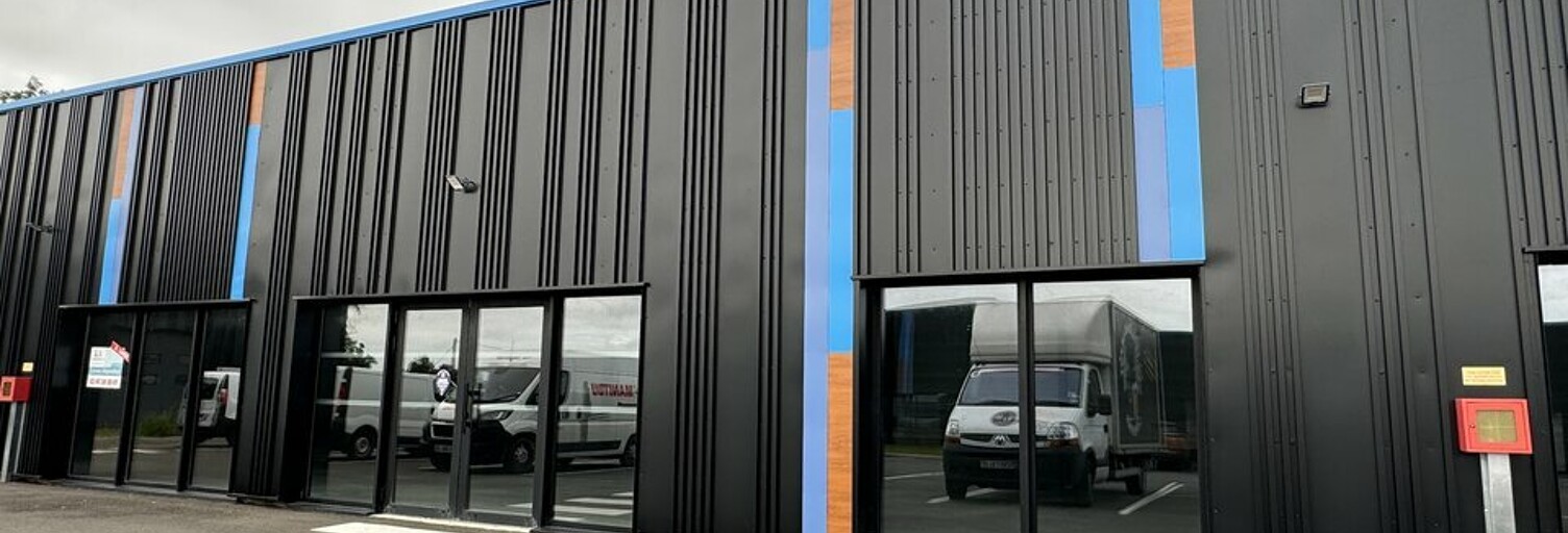 Commerce  300 m² à louer à Montbazon (37250)