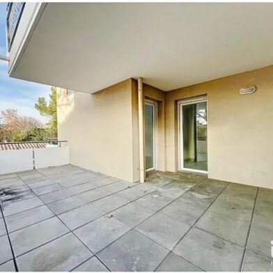 Appartement 3 pièces 741 €