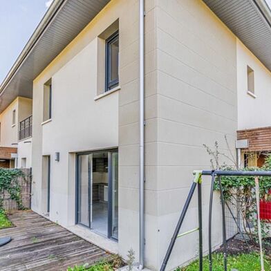 Appartement 4 pièces 307000 €