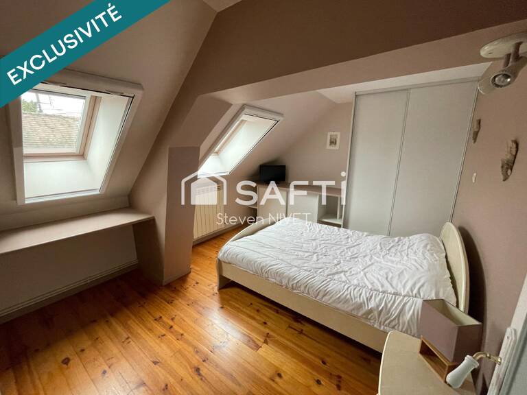 Maison 135 m² à Saint-Genou — photo 1