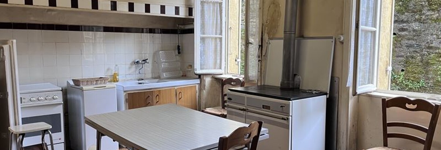 Maison 8 Pièces 215 m² à vendre à Payzac (24270)